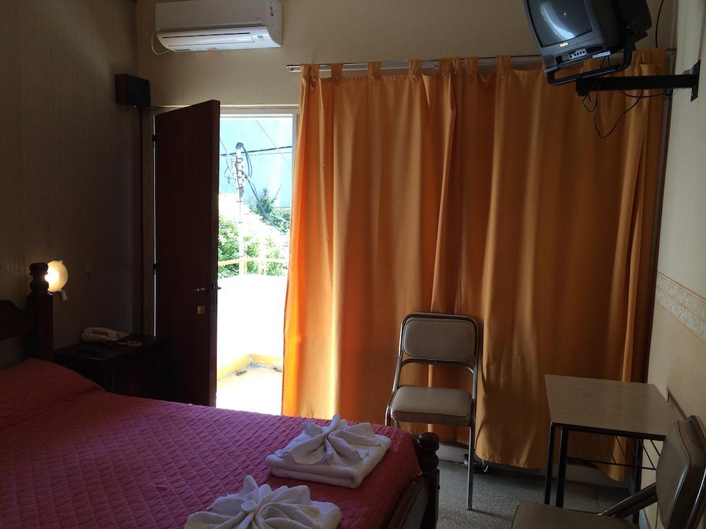 Hotel Cordoba Villa Carlos Paz Esterno foto